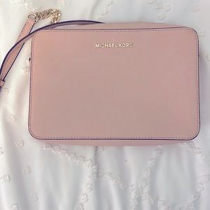 Michael Kors Crossbody leather bag light pink